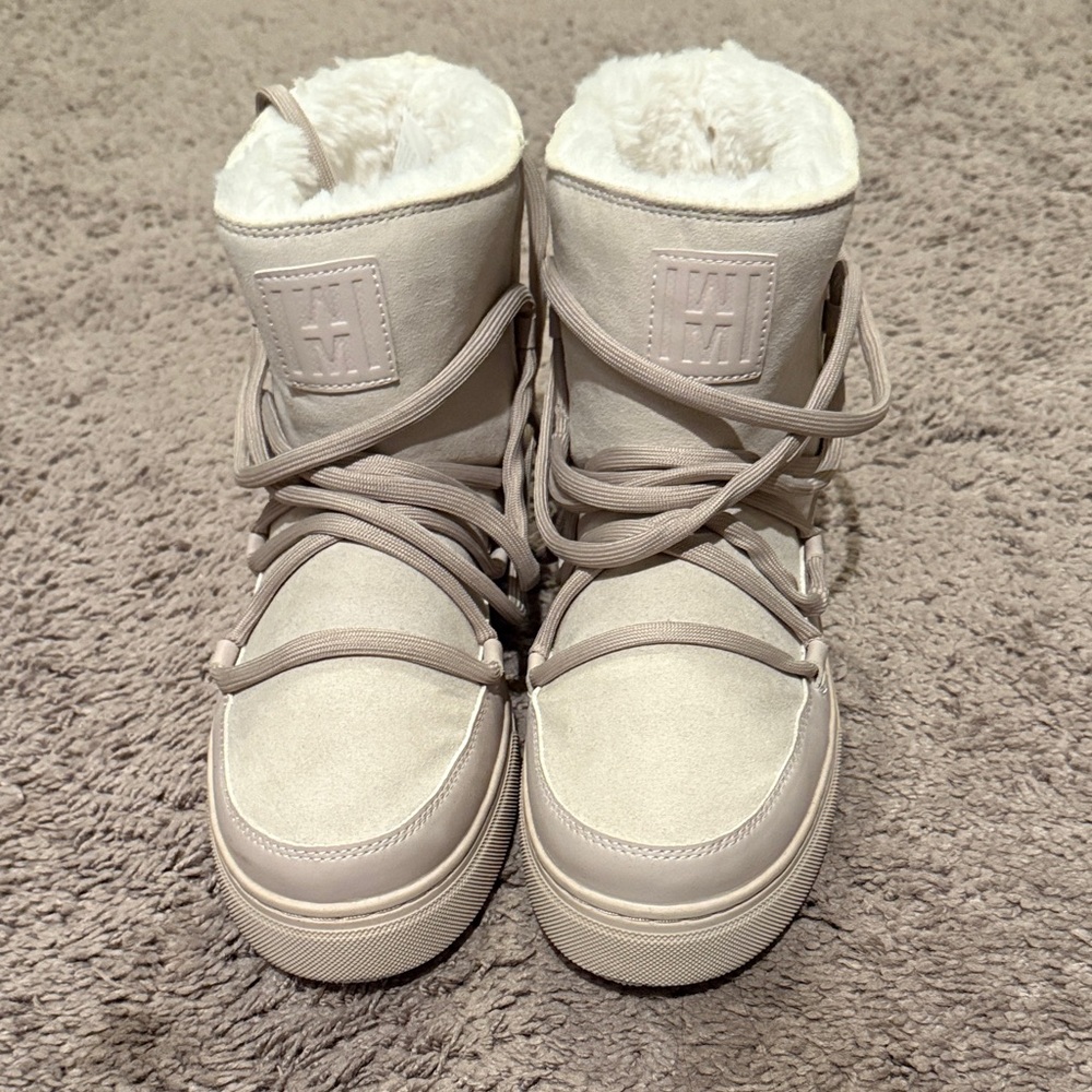 H&M Beige Winter Boots